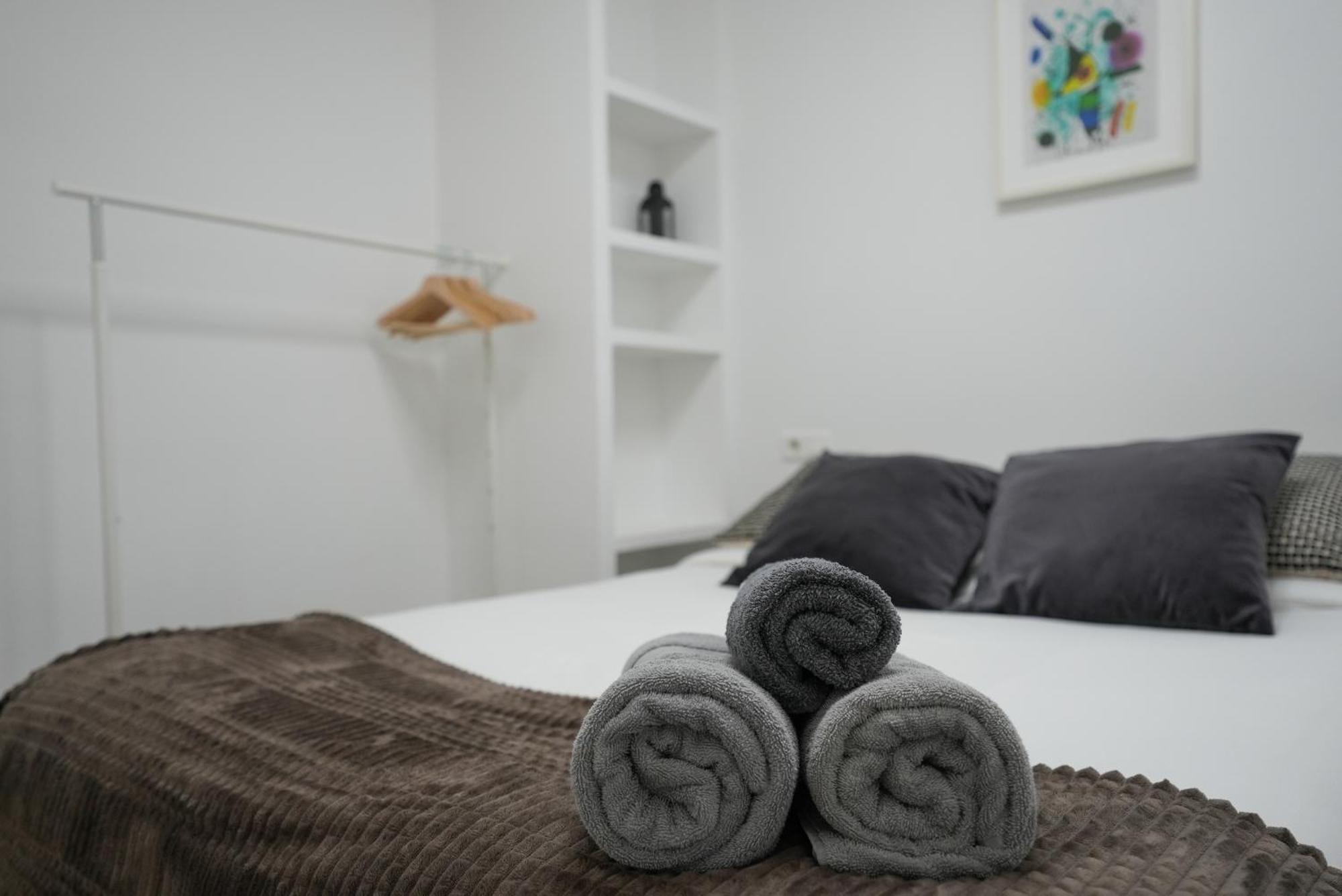 Excellent Location Malaga Centro Historico 2 Bed Flat Leilighet Eksteriør bilde