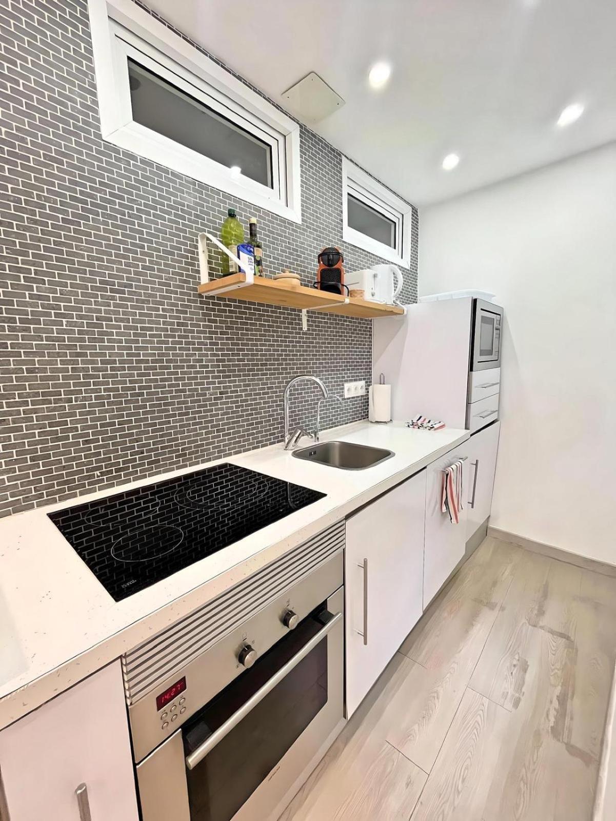 Excellent Location Malaga Centro Historico 2 Bed Flat Leilighet Eksteriør bilde